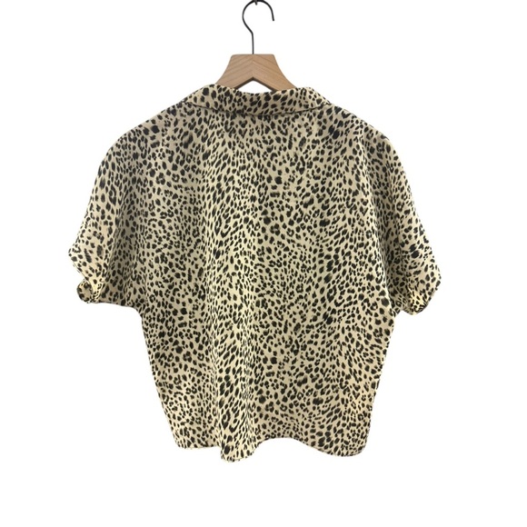Leopard Print Button-Up Tie Front Blouse - Picture 3 of 4